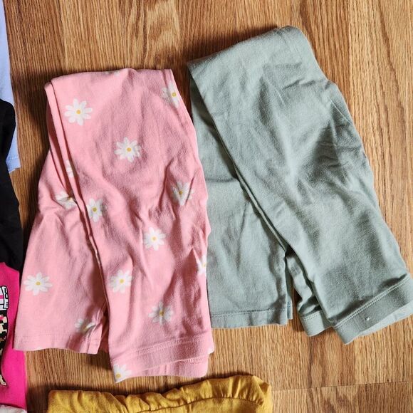 Girls Clothing Lot 16pc Sz Medium Sleeveless, Short Sleeve, Sweatshirts, Leggin - Picture 9 of 10